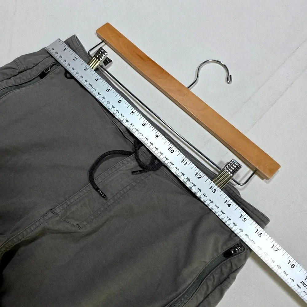 Roark Revival Layover Pants M 32 Gray Travel Hiking Adventure Technical Utility